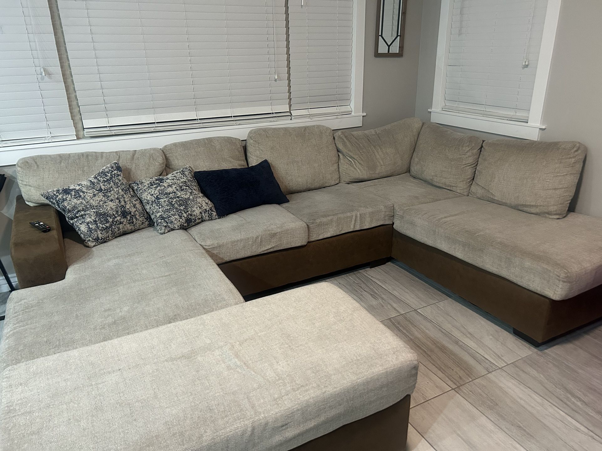 Amazing Sectional Couch