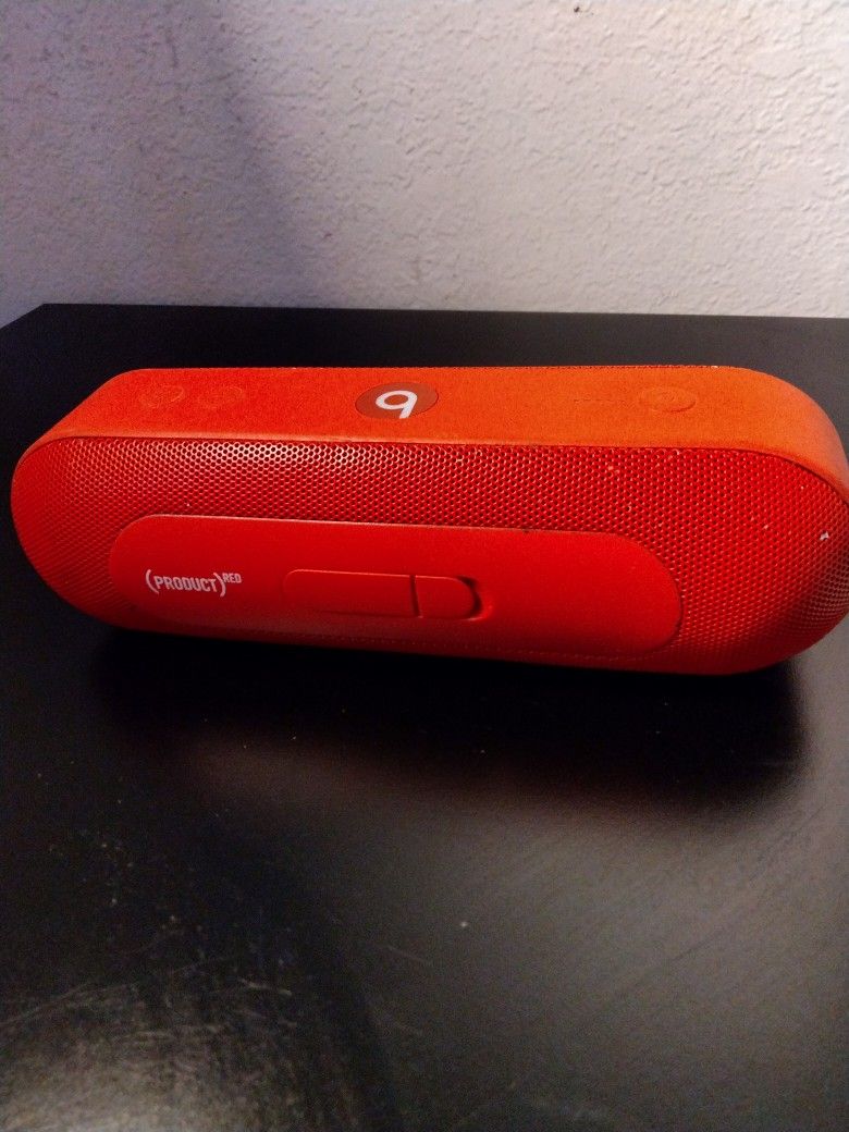 Beats Pill Plus