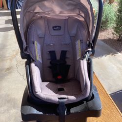 Evenflo Safemax Infant Car Seat and base-EUC