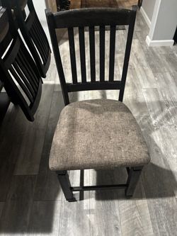 Dining table chairs