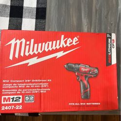 Milwaukee M12 Drill Combo 