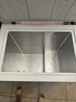 Freezer Condiciones 9. $140
