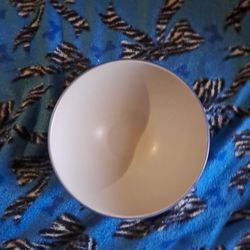 Pfaltzgraff Yorktowne 8" Mixing Bowl #548