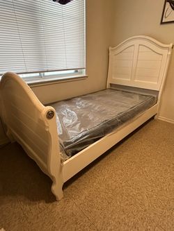 White Wood Twin Bed Frame with box frame