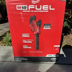 Milwaukee M18 Dual Blower