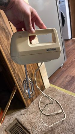 Toastmasters vintage five speed hand mixer