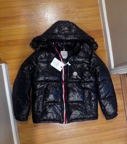 Moncler Montbeliard Puffer Jacket