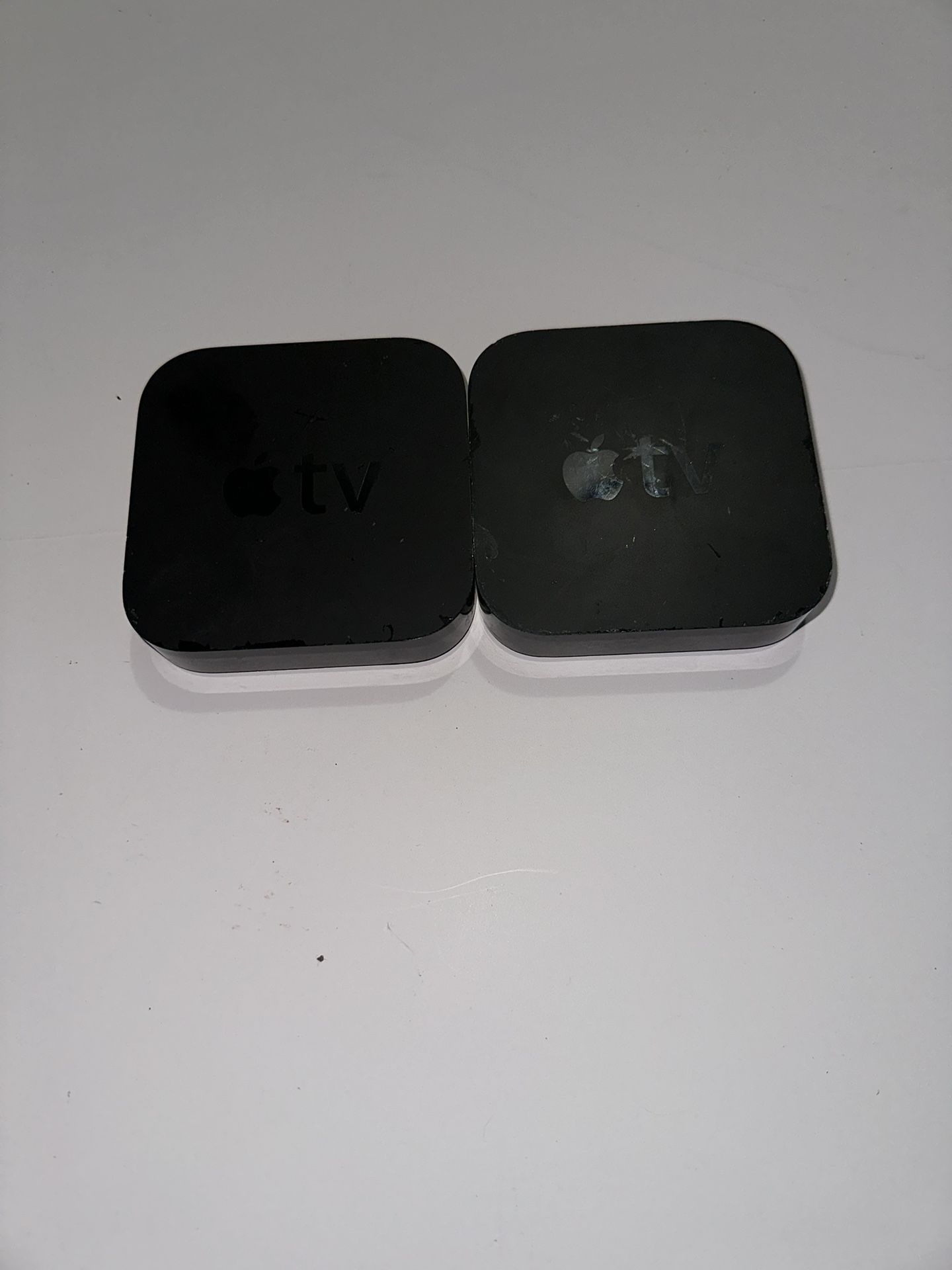 Apple Tv 3rd Generation No Remotes Or Power Cables Work Great Needs Reset