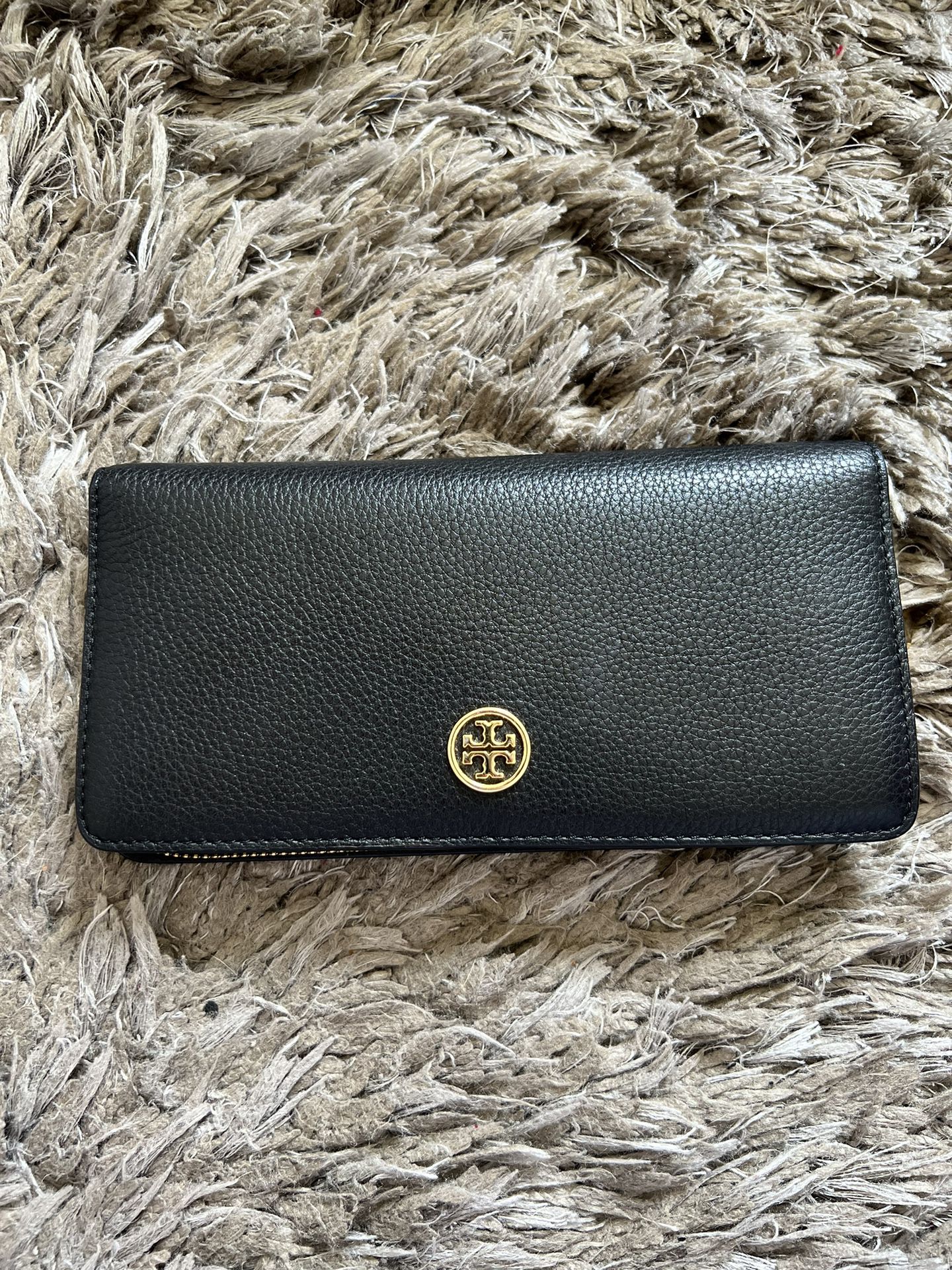 Authentic Tory Burch Soft Leather Long Wallet for Sale in Westminster, CA -  OfferUp