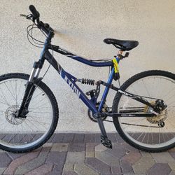 26 Inch Mountain Bike, Excellent Like New