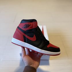 Nike Air Jordan Retro 1 Heritage Size 10.5