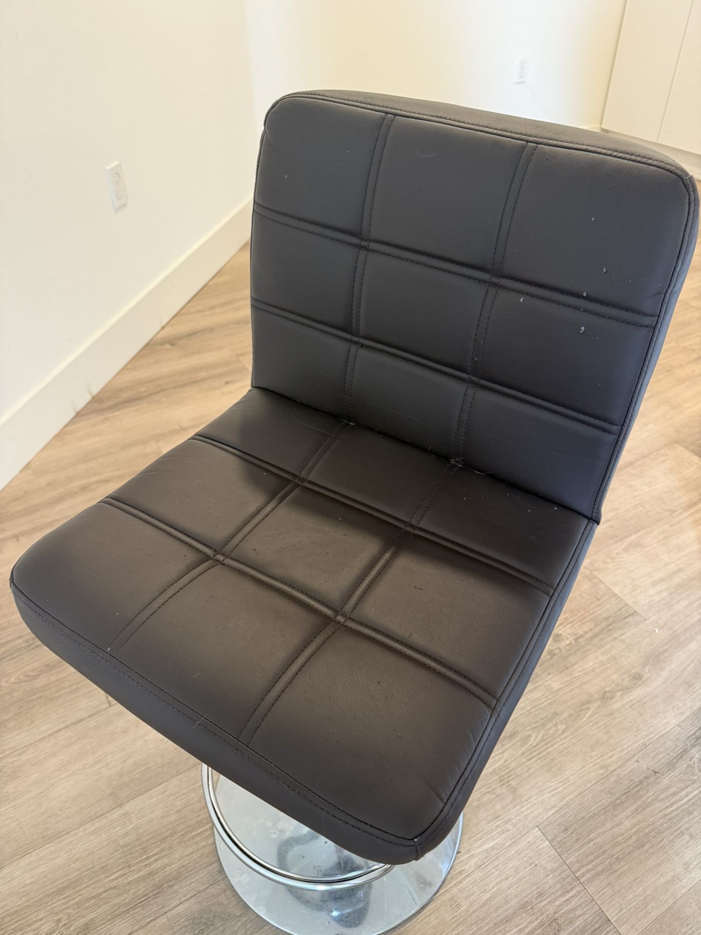 Set Of 2 Bar Stools