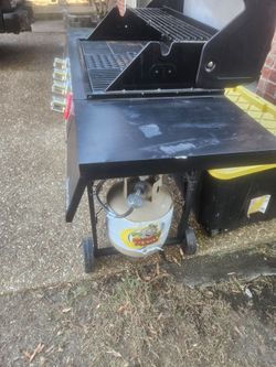 Gas grill