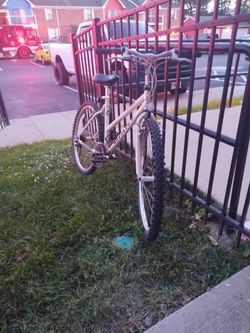 Giant Rincon mountain bike girls ten speed