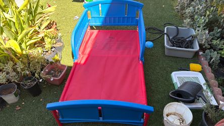 Kids bed