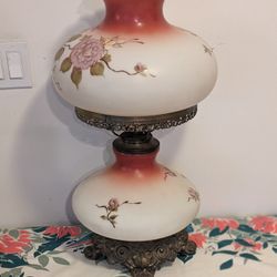 Vintage Gone With The Wind 3 way lamp w/Brass Base