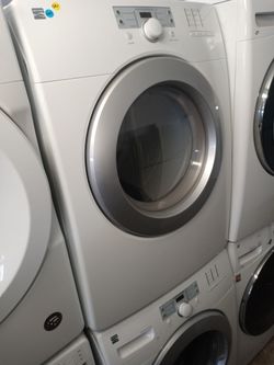 Kenmore stackable front load washer and gas dryer set - Free delivery