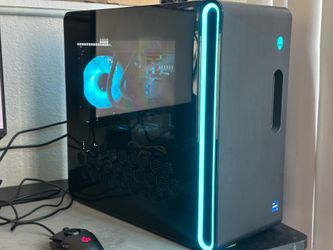 FAST ALIENWARE R16 GAMING PC