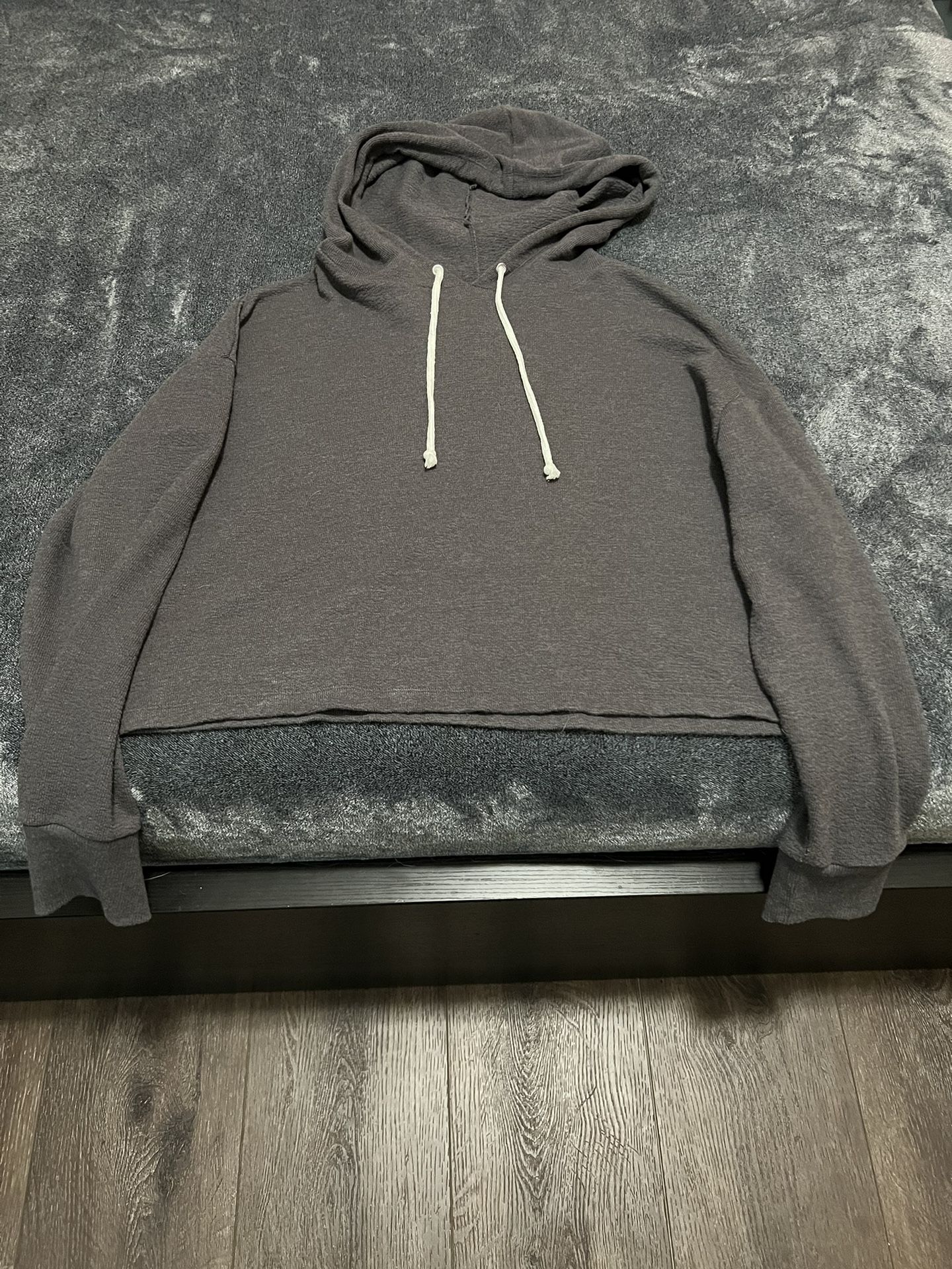 So brand Lounge Life Crop Hoodie - Size X-Large for Sale in Goodyear, AZ -  OfferUp