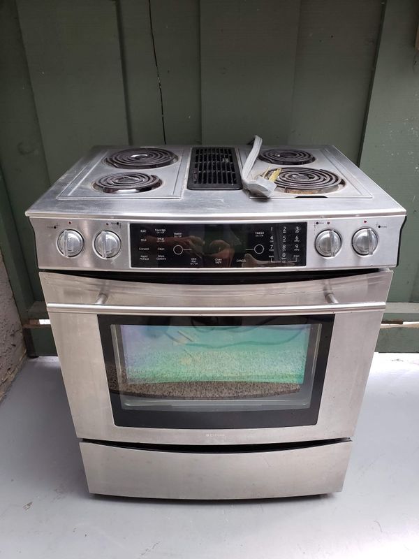 Jennair electric stove need gone tomorrow for Sale in Fontana, CA OfferUp