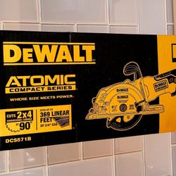 DeWalt Atomic 4-1/2" Circular Saw DCS571B