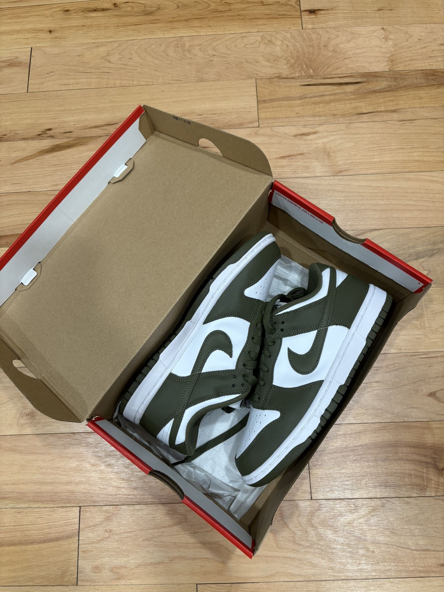 Nike Dunk Low Medium Olive Sz 8W/6.5M