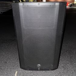 Mackie Thump 15a 1300 Powered PA Speaker