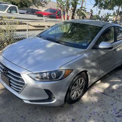 2018 Hyundai Elantra SE - Daily Runner