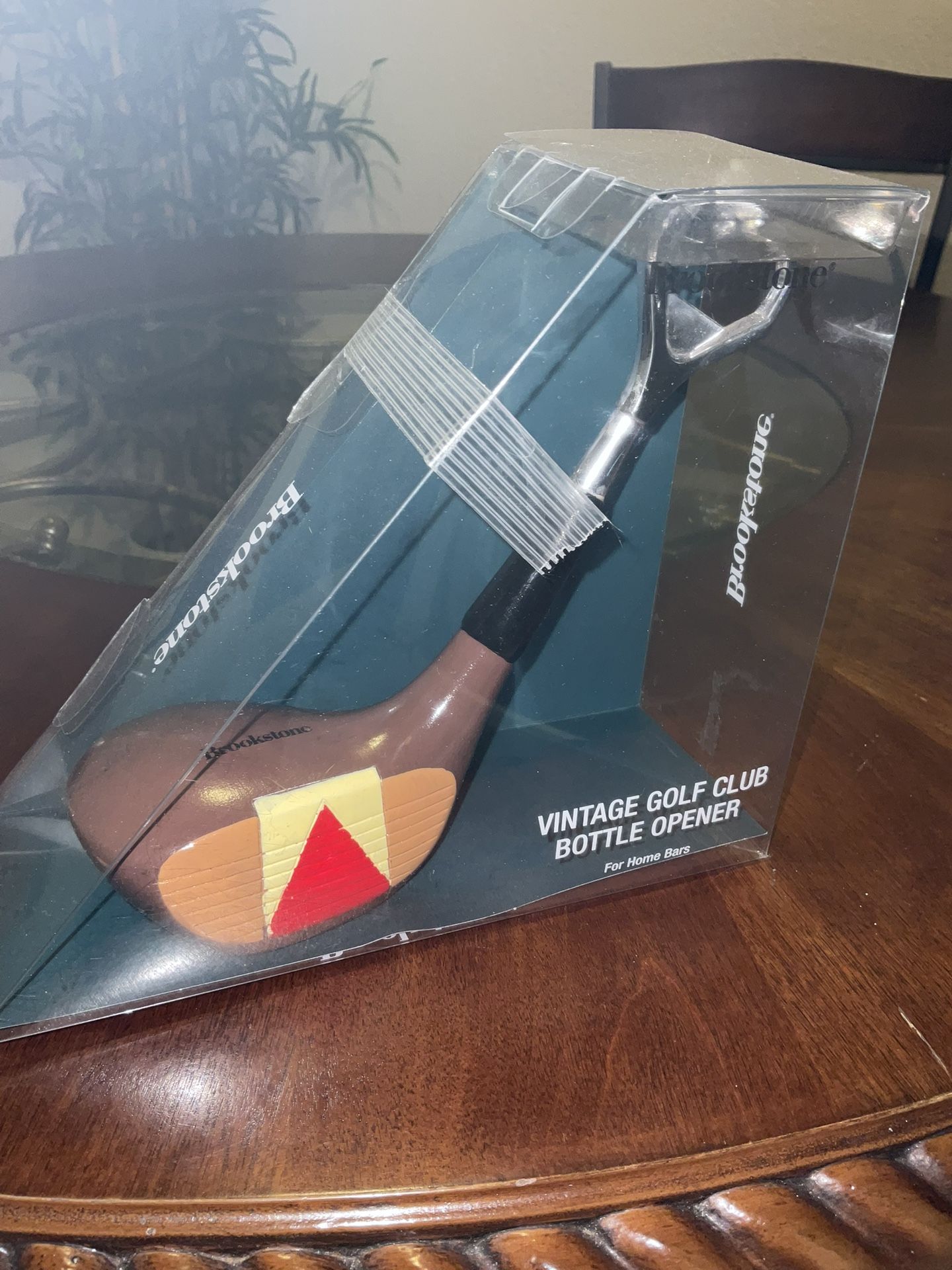 Brookstone Vintage Golf Club Bottle Opener For Home Bar Dad Gift New in Package