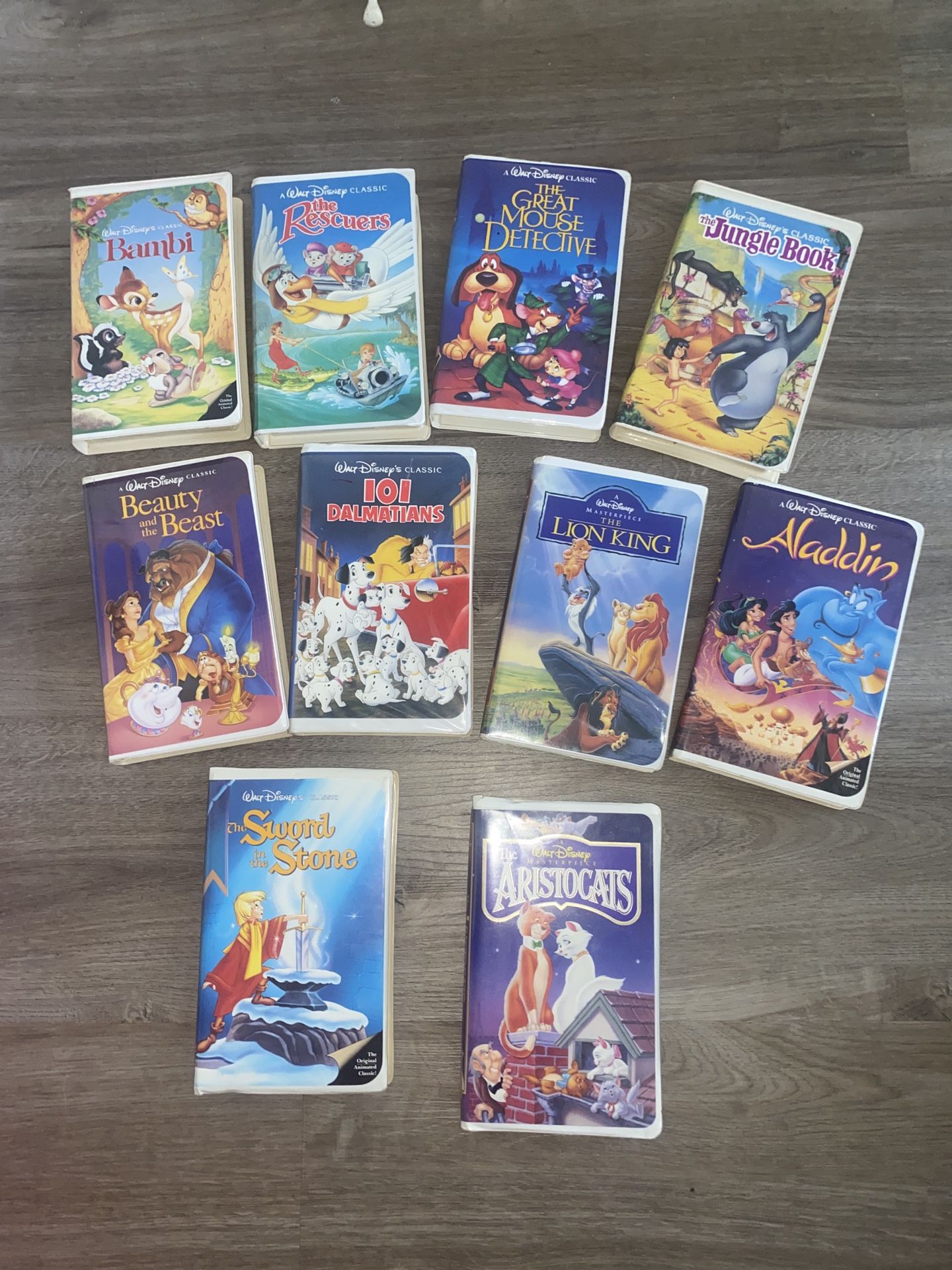 10 Disney VHS Tapes