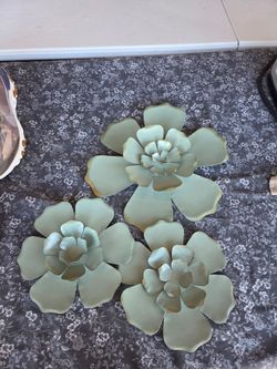 Metal Flower Wall Decor Set of 3