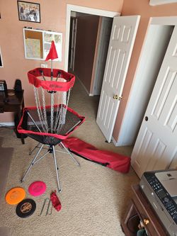 Innova Disc Golf Steel Target With 3 Discs