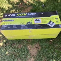 Ryobi 40v HP Brushless 9” Cordless Hedger Whit 4.0 Ah Battery And Charger 