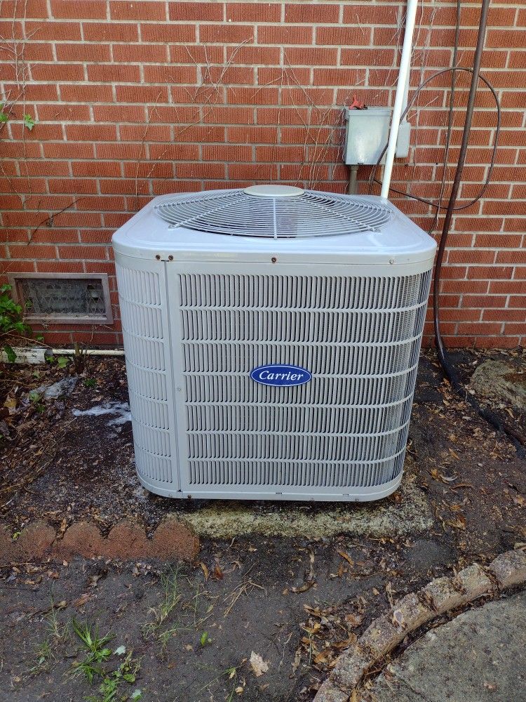 $100  410A  Air Conditioner / Condenser .... Carrier 3.5 Ton