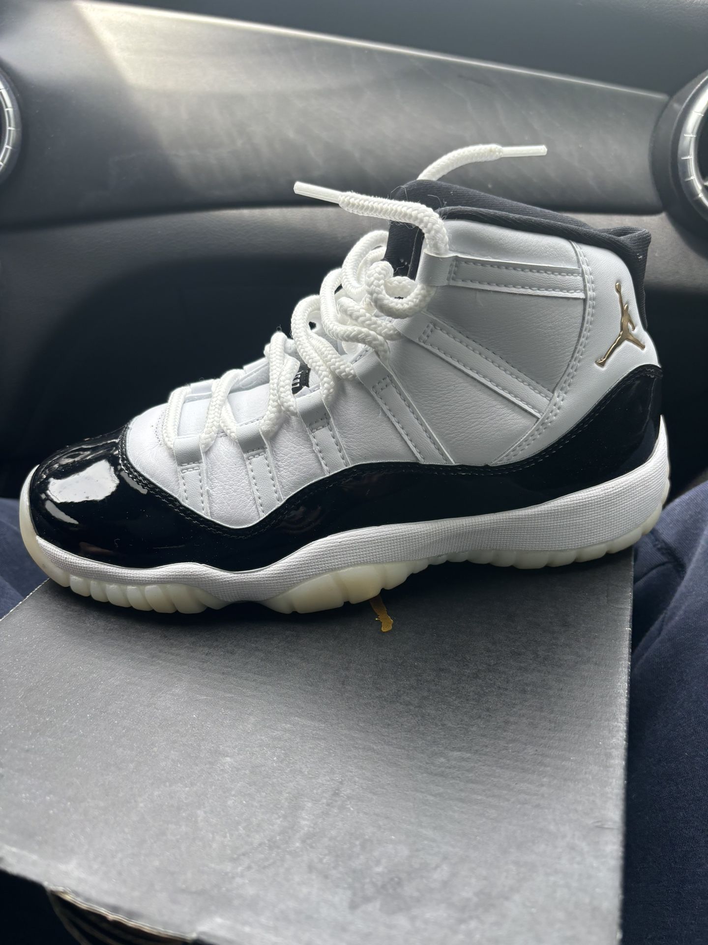 Jordan 11s
