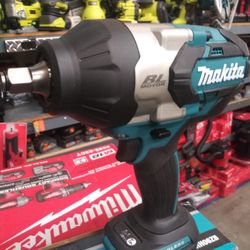 Makita
18V LXT Lithium-Ion Brushless Cordless High Torque 1/2 in. Sq. Drive Utility Impact Wrench (Tool Only)