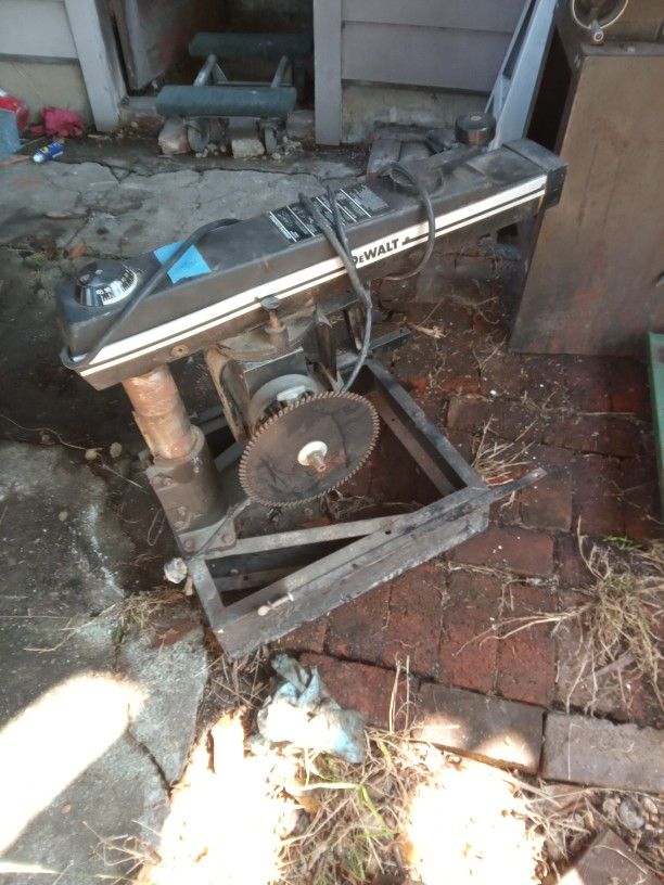 Dewalt Radial Saw