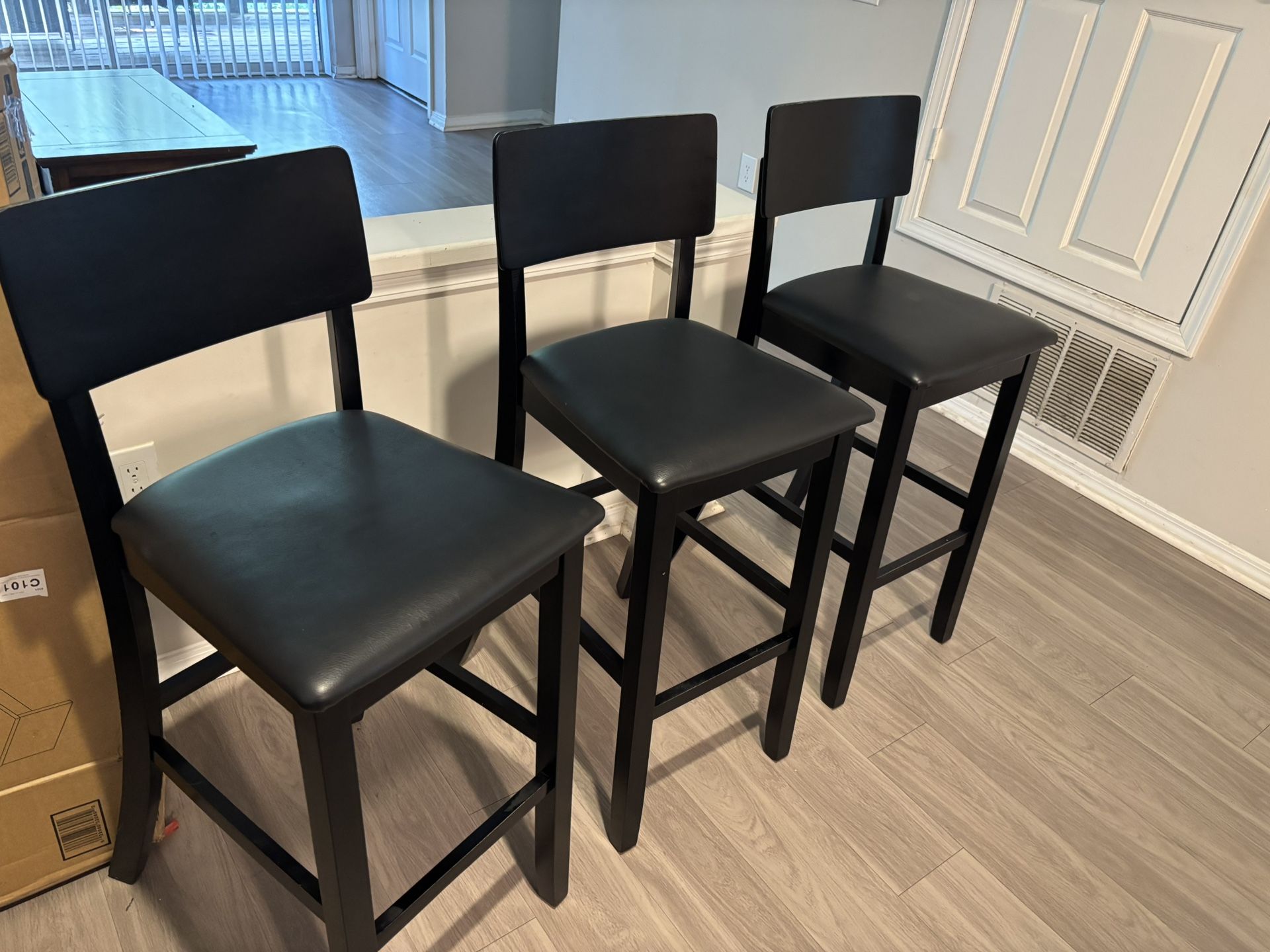 Black bar stool set 