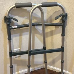 Folding Walker With Wheels