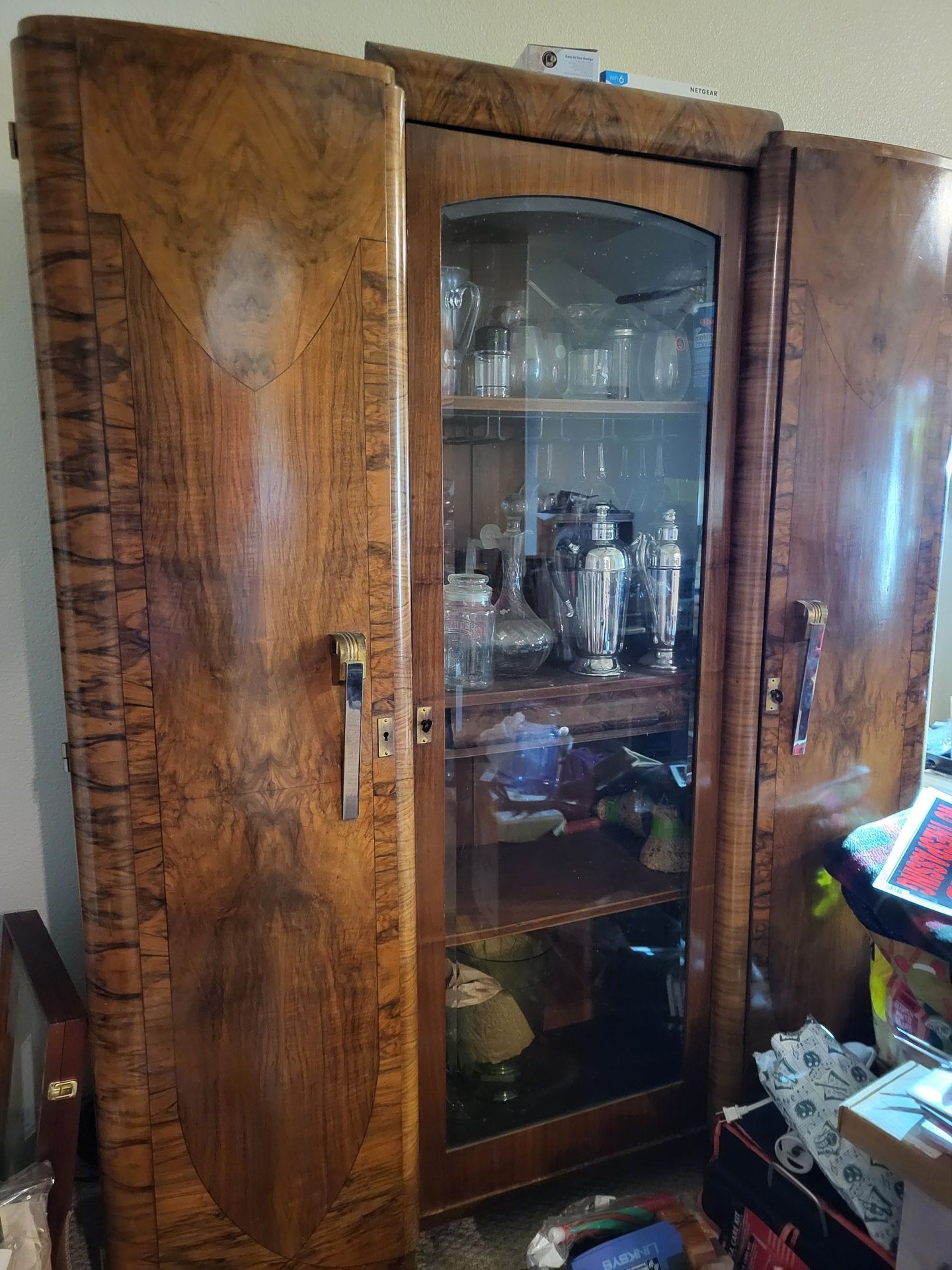 China antique  hutch 