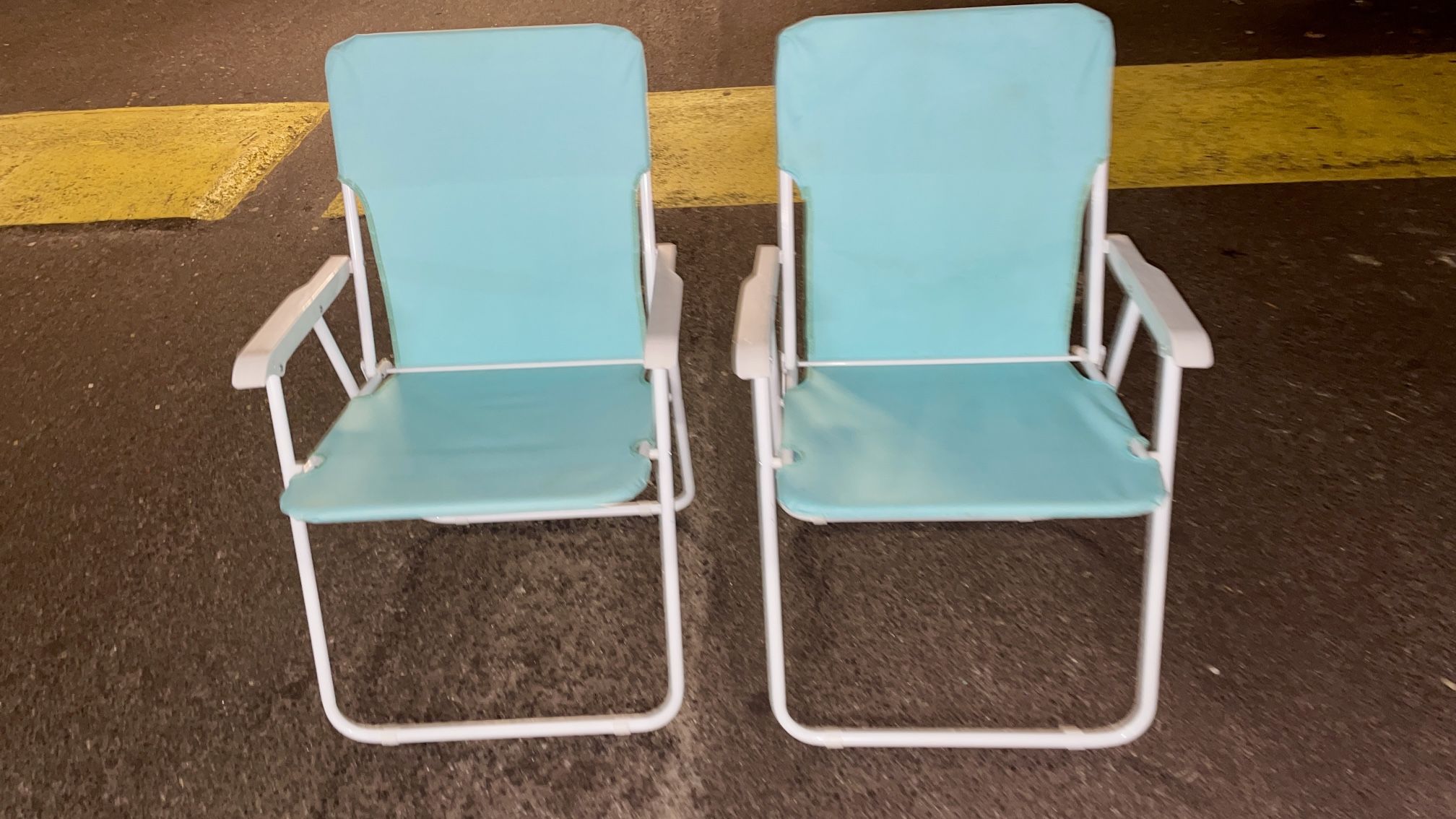 2 Beach Chairs Tiffany Color. Perfect Condition