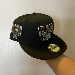 Fitted Pittsburgh Pirates Hat