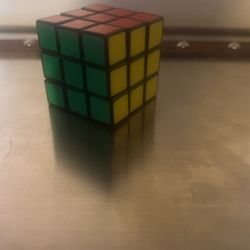 A 3 X 3 Rubiks Cube