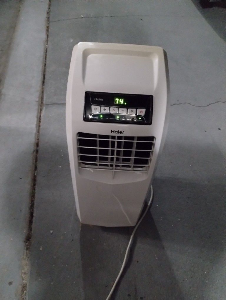 Air Conditioner Working Good No Hose 