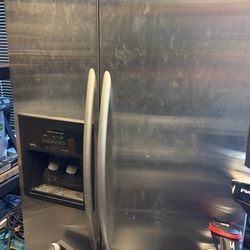 Kitchen Aid Refrigerator / Freezer