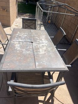 Outside table free
