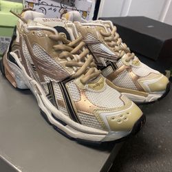 Balenciaga Track