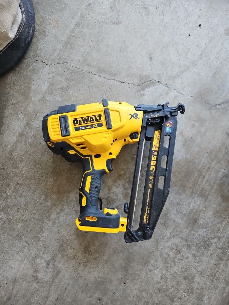 dewalt nail gun brushless