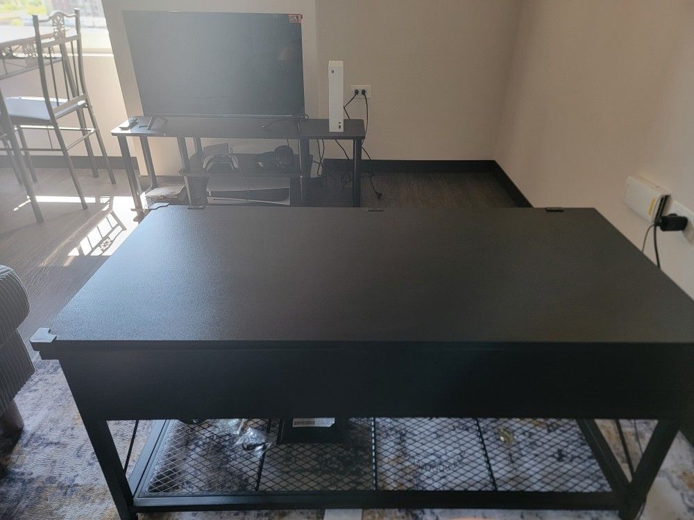 Lift top Coffee Table 
