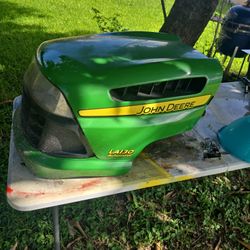 John Deere Hood